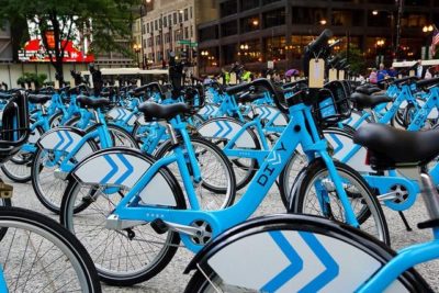 Bike sharing by Kevin Zolkiewicz via Flickr