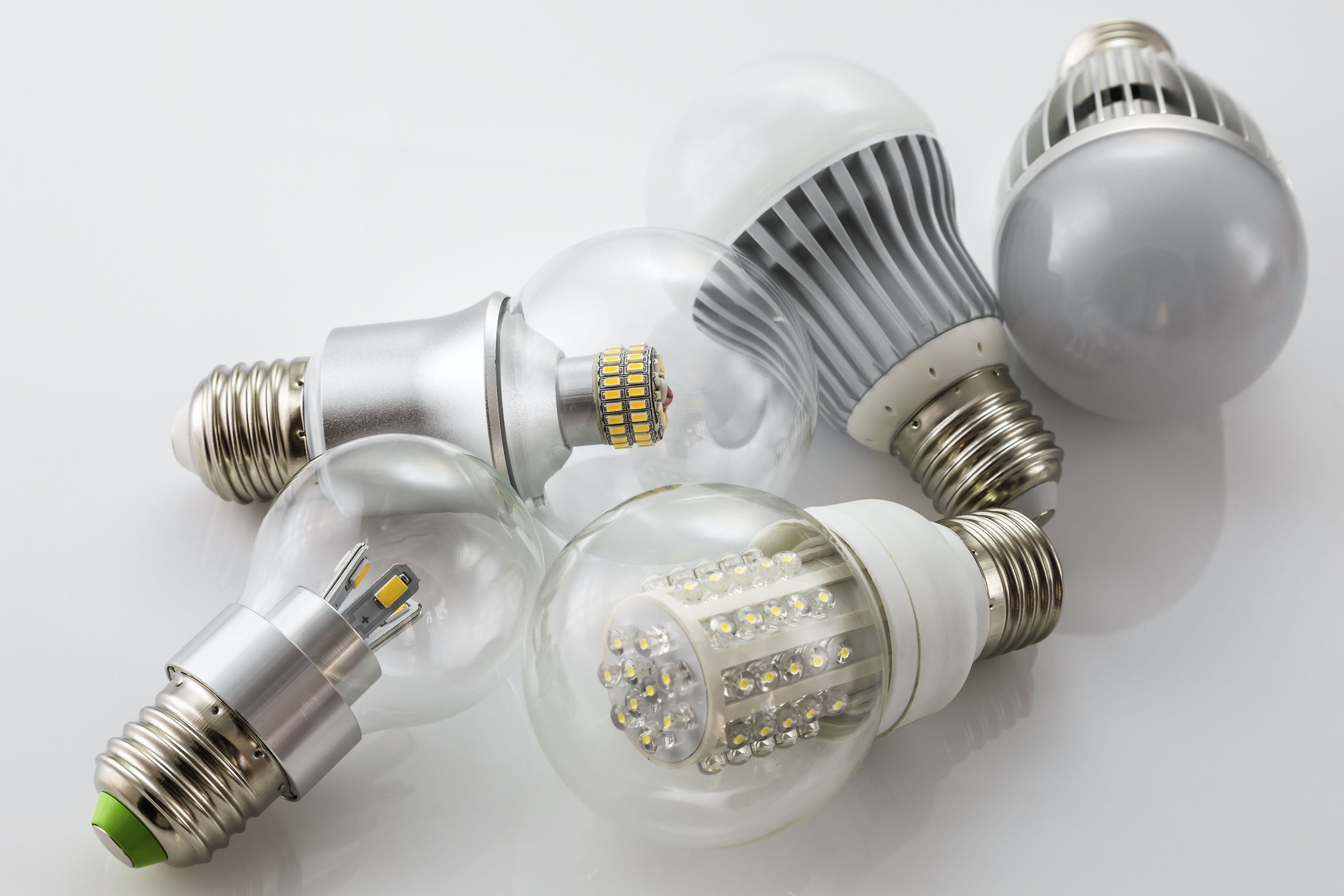 88% of UK households buying energy saving lightbulbs - Blue and Green ...