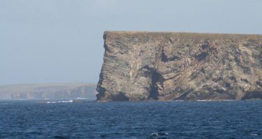 Approaching South Ronaldsay, Orkney Islands by John Haslam via Flckr