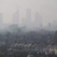 London Air Pollution View from Hackney April 10 2015 005 by David Holt va Flickr