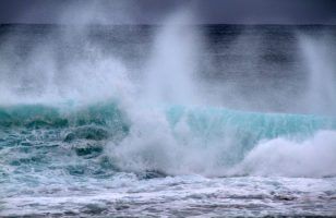 Waves by Tony Hisgett via Flickr