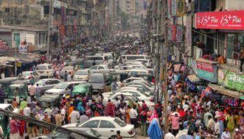 World Class Traffic Jam by joiseyshowaa via Flickr