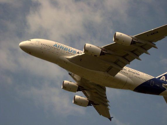 Global Airline Emission Agreement's Short And Long Term Costs Revealed By Report