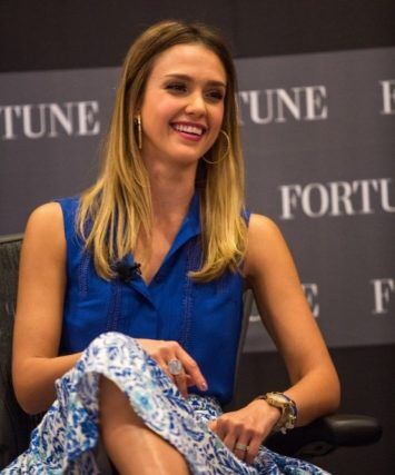 jessica-alba-image-by-fortune-live-media-from-flickr-com