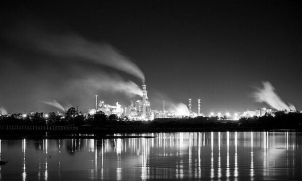 Slowdown In Power Demand And Shift In fuel Mix Shown By Falling Global Emissions