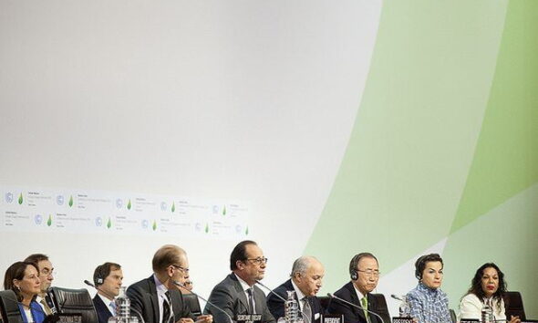 COP21 Paris by WeMeanBusiness via flickr