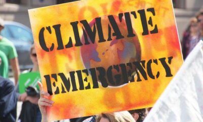 Climate Emergency - PeoplesClimate-Melb-IMG_8280 by takver via flickr