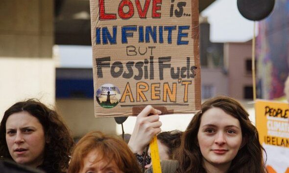 Fossil Fuel Disinvestment March by Trocaire via flickr