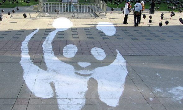 Sidewalk Panda by John Vetterli via flickr