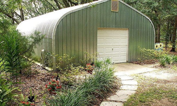 steel-prefab-building-by-elizabeth-anderson-via-flickr