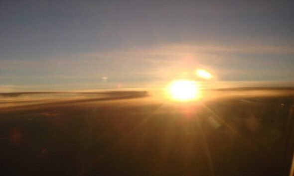 Sun by 彳亍天下 via flickr