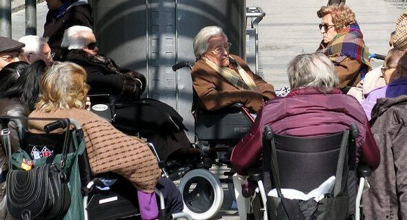 Wheelchair Springtime Gang by Fran Urbano via flickr