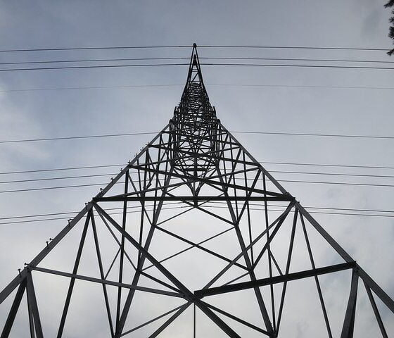 electricity by Paul Sableman via flickr