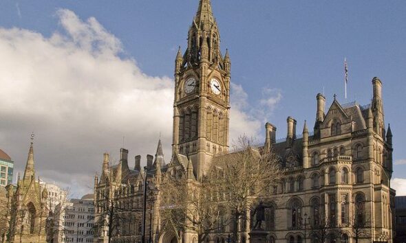 manchester_town_hall by mark andrew via flickr