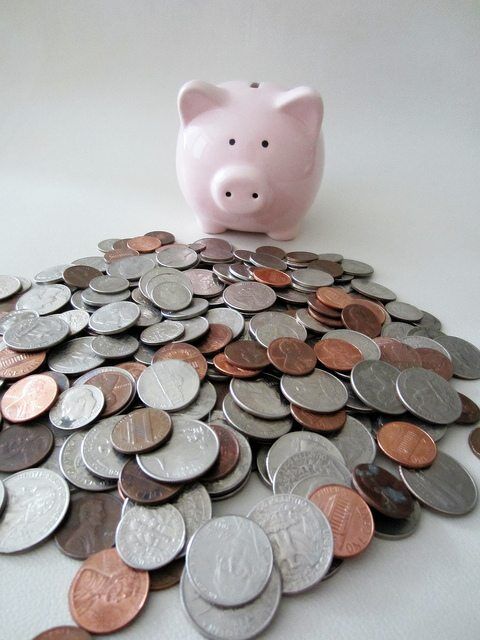 piggy bank by 401(K) 2012 via flickr