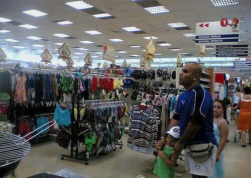 shopping by ebruli via flickr