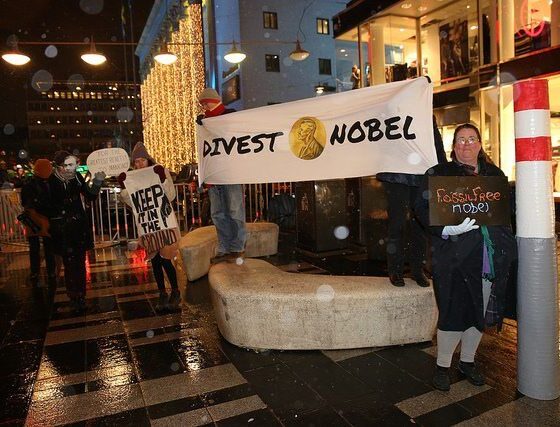 Archbishop Tutu Joins Laureates Appealing With Nobel Prize To Divest From Fossil Fuels