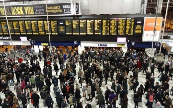 GivingTuesday : Brits' Acts Of Kindness Revealed