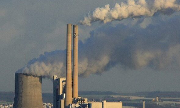 CO2+H2O Emissions by dmytrok via flickr