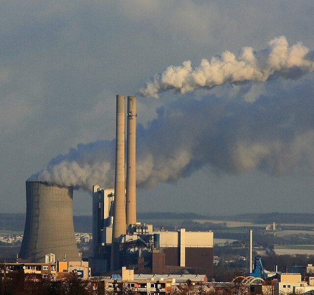 CO2+H2O Emissions by dmytrok via flickr