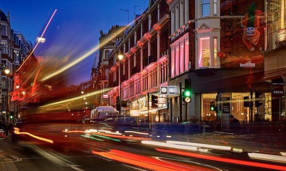 London by Pedro Szekely via flickr