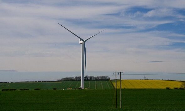 Wind Turbine Sanction Hill by Mark Thompson via flickr