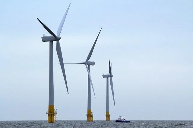 Wind Turbines by Rob Faulkner via flickr