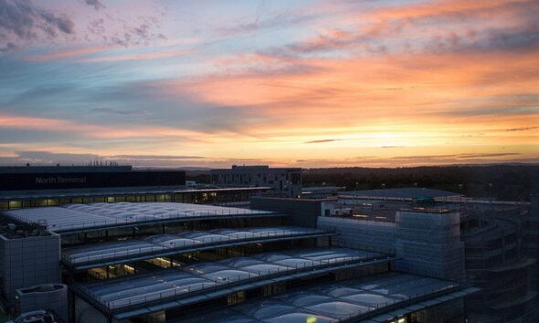 Gatwick Announces That It Will Become First Airport In Electricity Alliance