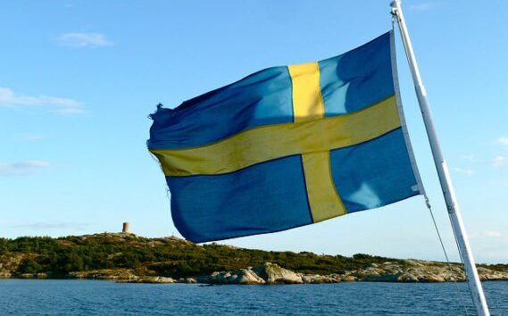 Study Reveals Deposit System Cut Plastic Bag Use By 80% In Sweden