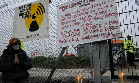 Blockade Hinkley Point 7 by GLOBAL 2000 via flickr