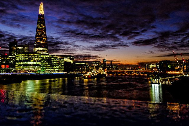 Sunset @ London by d26b73 via flickr