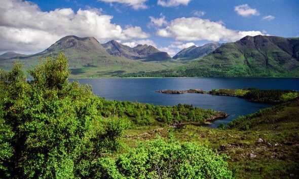 scotland by robert j heath via flickr