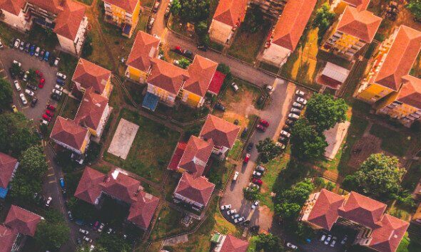 comparing sustainable home builds