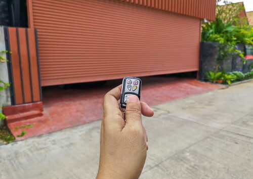 garage door openers for eco-friendly homeowners