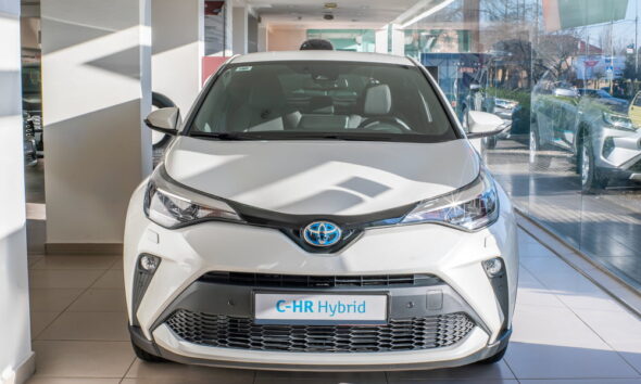 find creative ways to save money renting eco-friendly cars while traveling