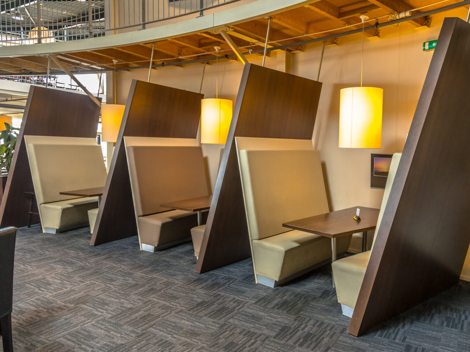 Excellent Sustainable Materials for Making Restaurant Booths