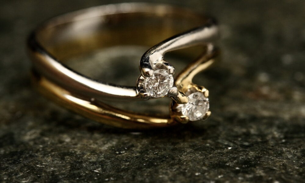 Why Lab Created Diamonds Support an Eco-Friendly Wedding