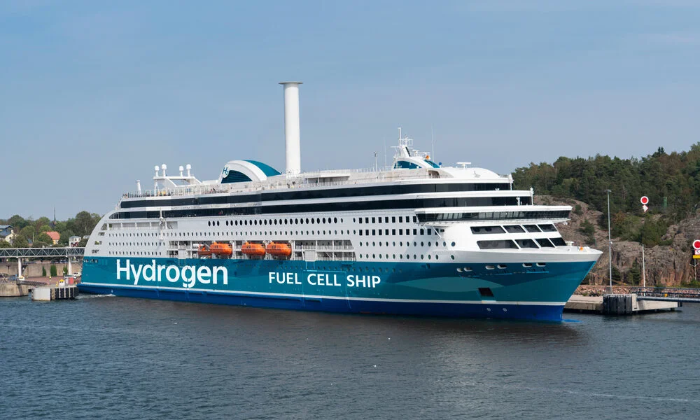 decarbonizing the shipping industry