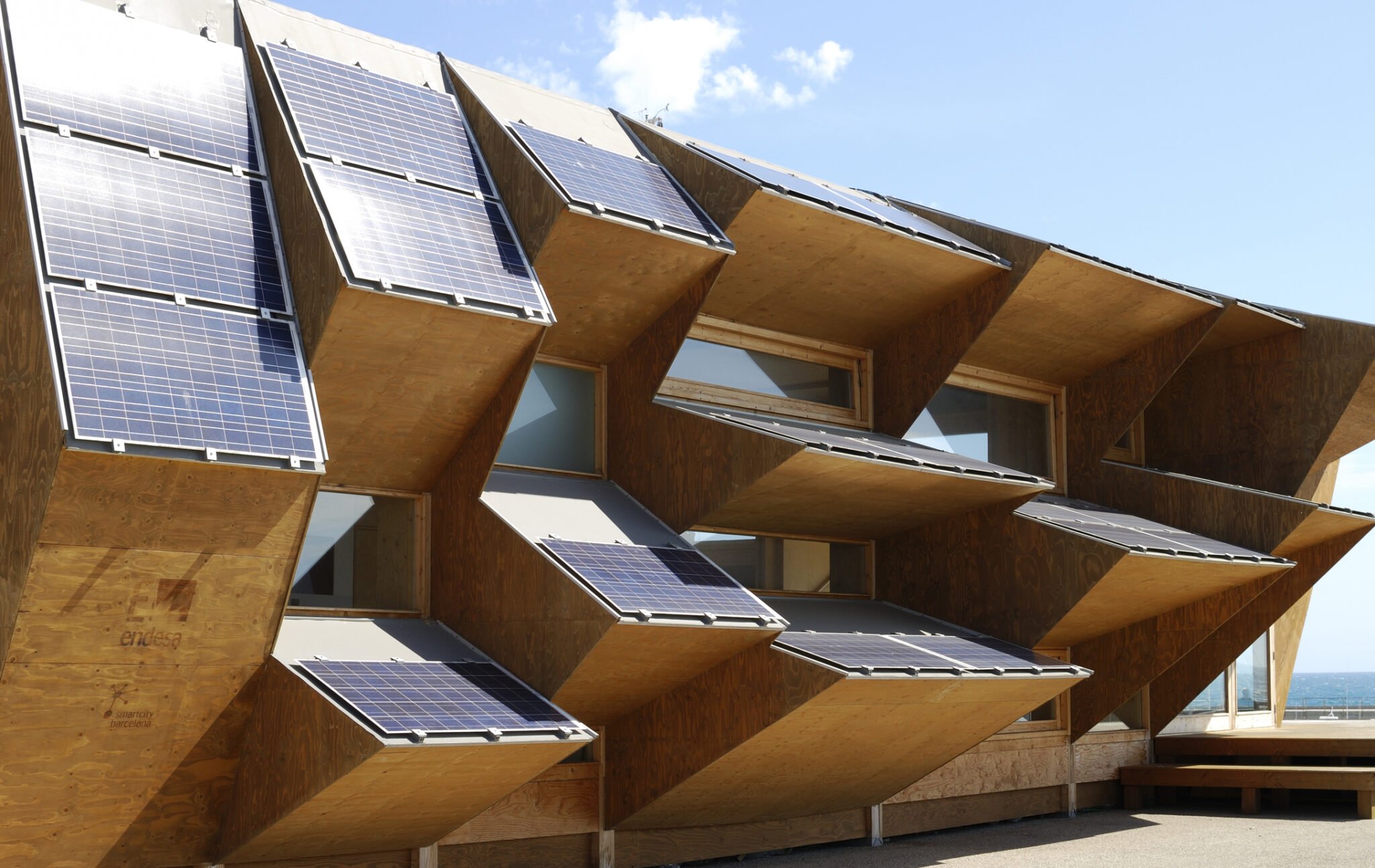 Solar Power Breakthrough Creates a Future Powered by the Sun