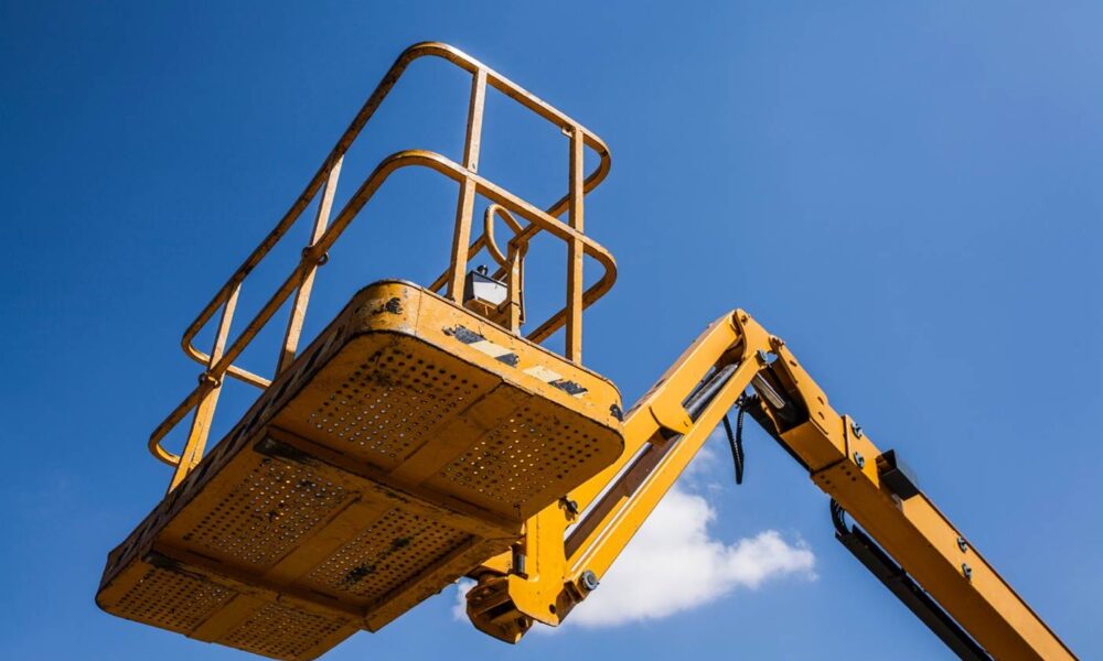 buying second hand construction equipments