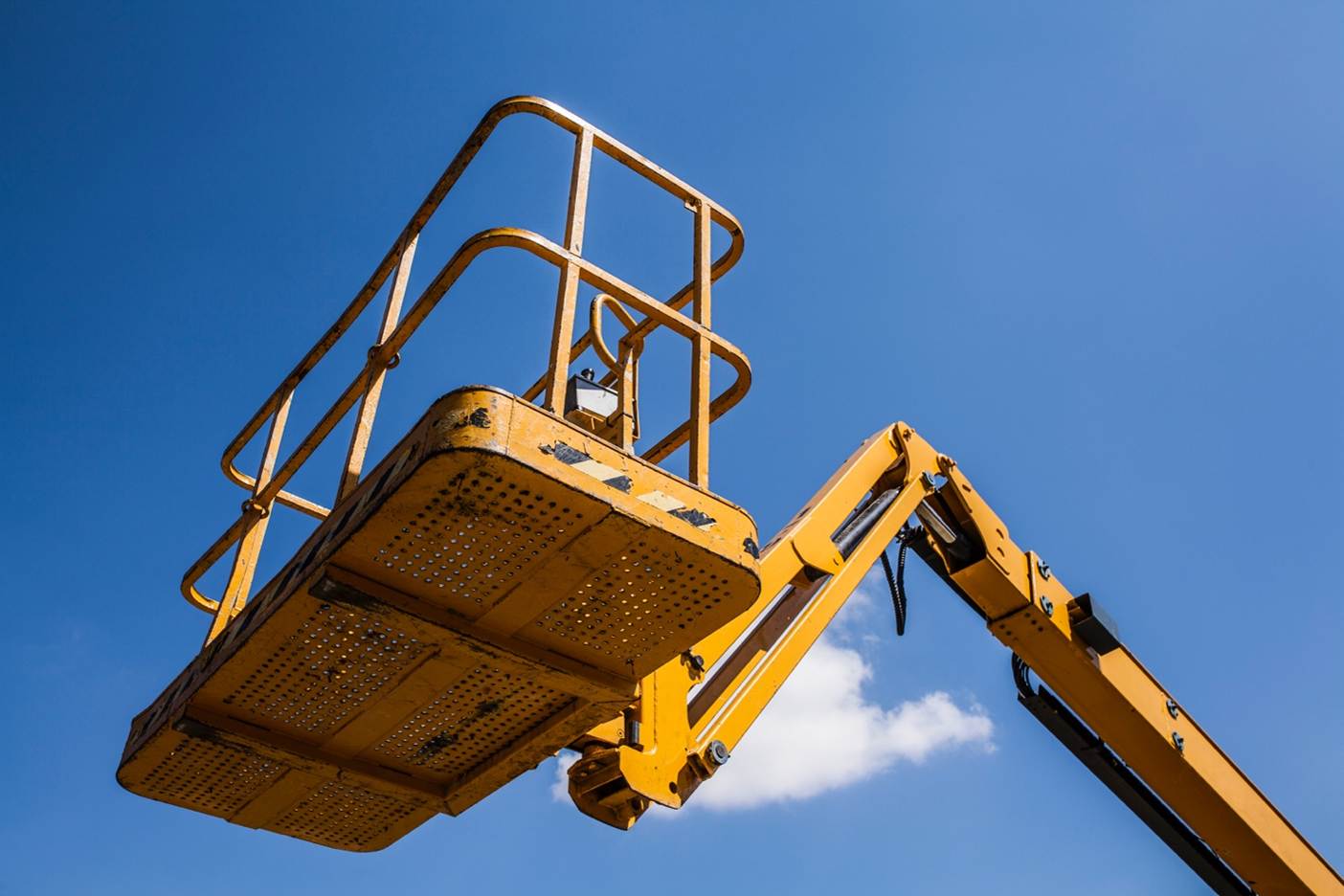 buying second hand construction equipments